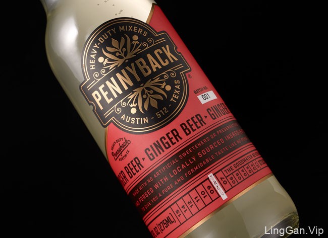 精致的Pennyback酒水瓶贴设计
